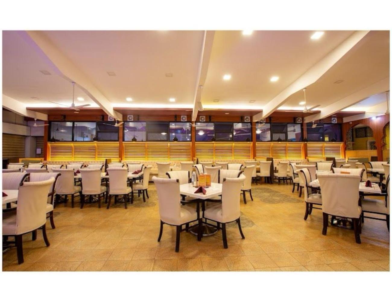 The Grand Krishna Luxury Hotel, Chikmagalūr Екстериор снимка