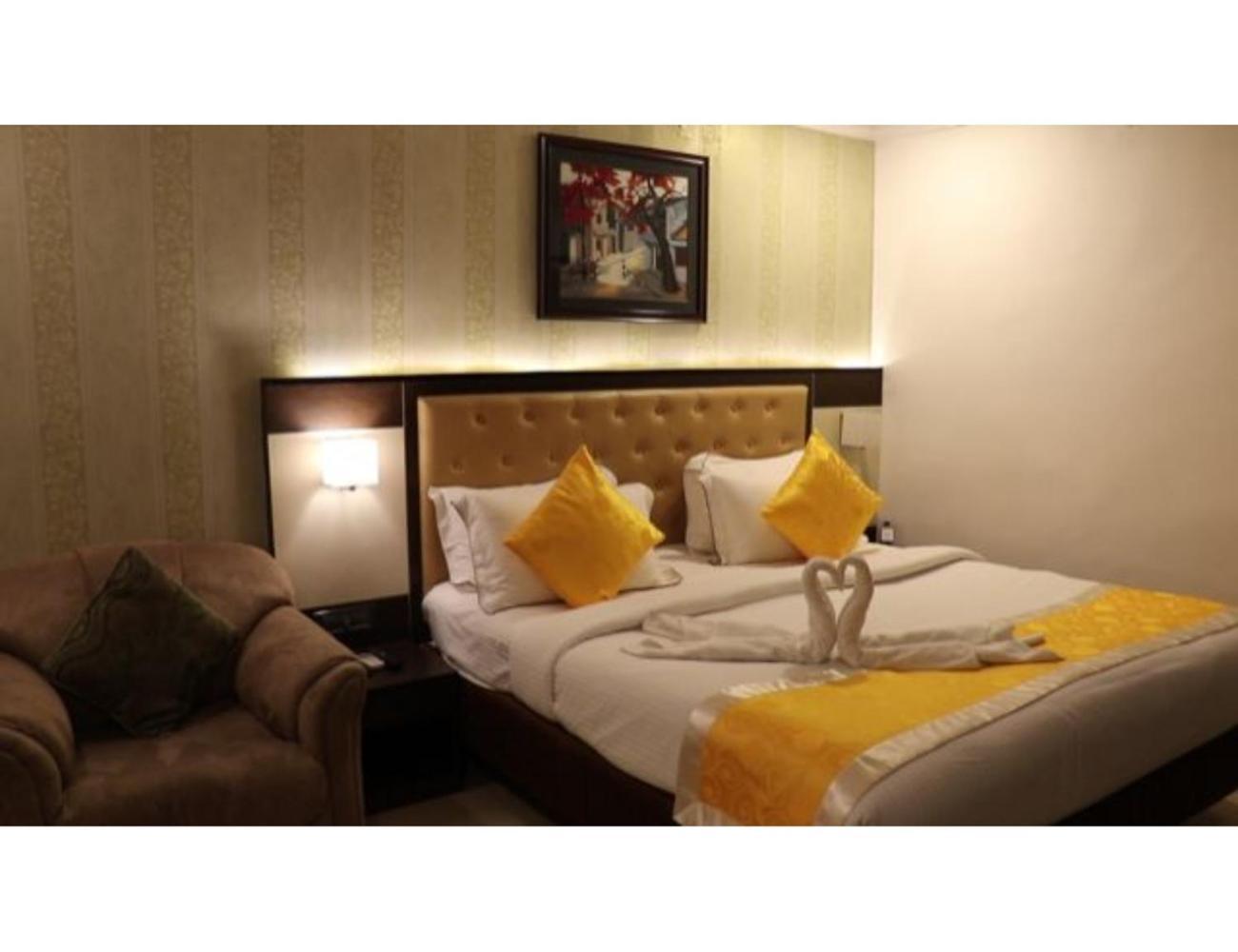The Grand Krishna Luxury Hotel, Chikmagalūr Екстериор снимка