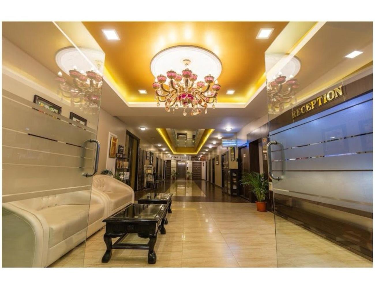 The Grand Krishna Luxury Hotel, Chikmagalūr Екстериор снимка